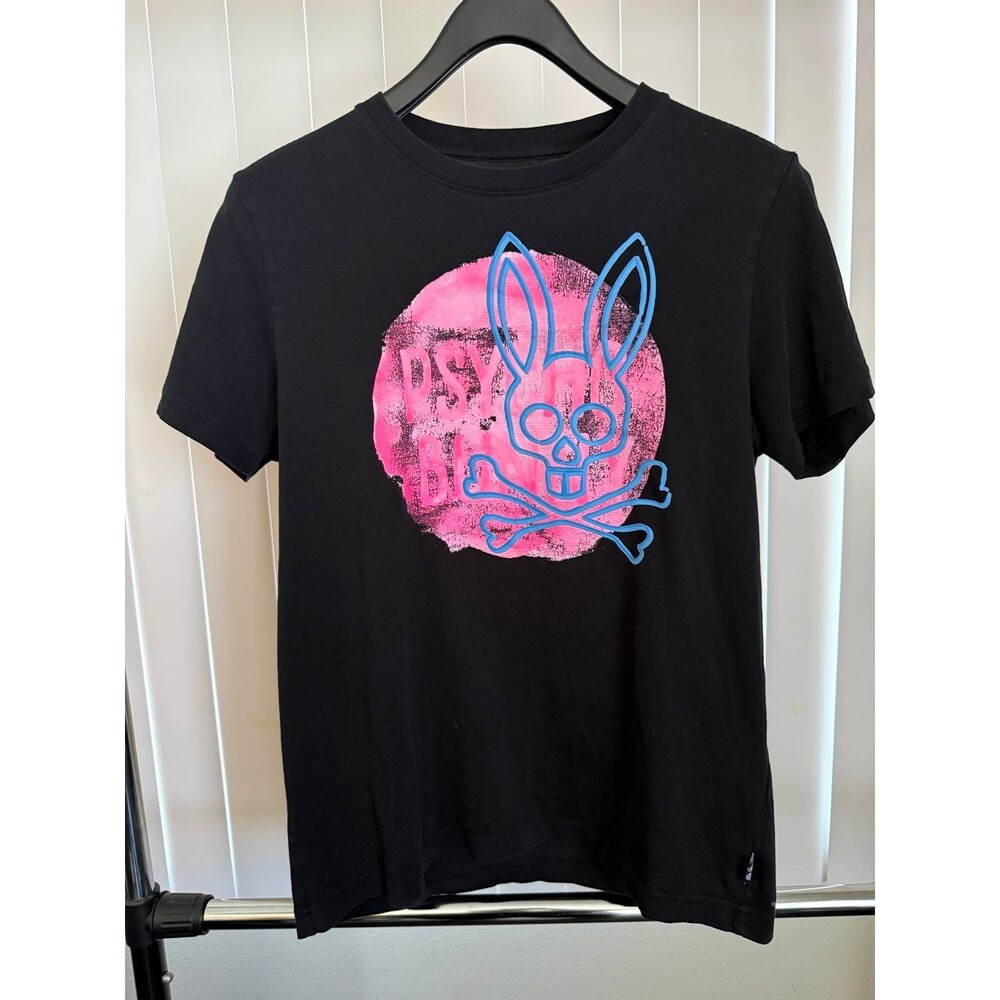 Men’s Psycho Bunny Black /Pink Graphic Logo 
T- Shirt Size 4 / Small